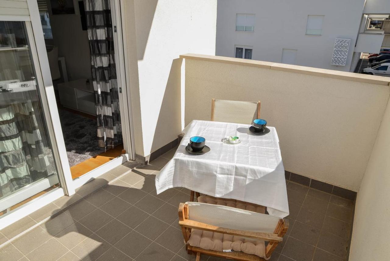 Apartment Leon Sa Privatnim Parkingom Задар Экстерьер фото