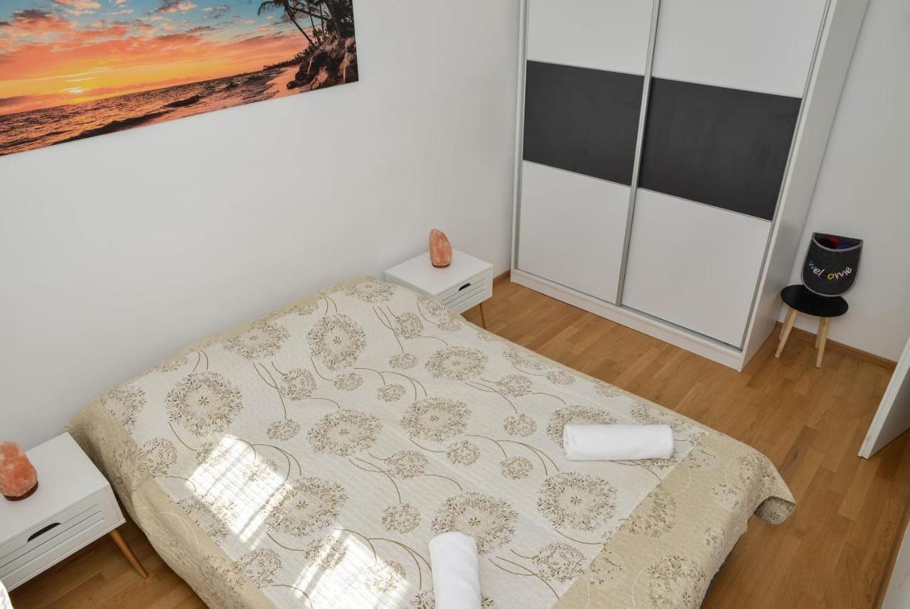 Apartment Leon Sa Privatnim Parkingom Задар Экстерьер фото